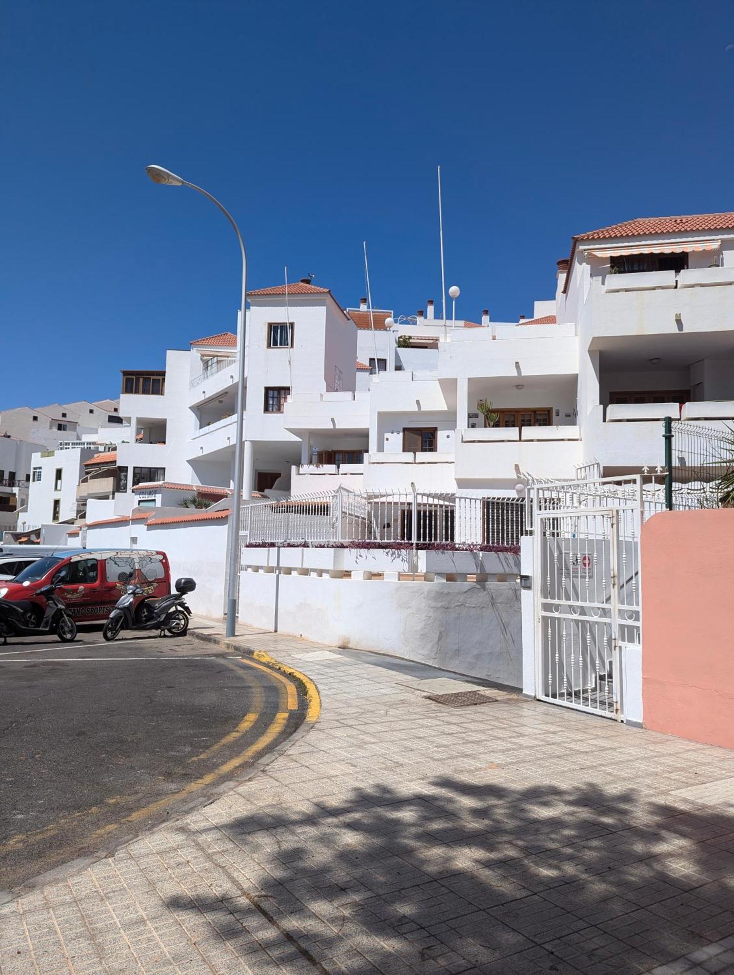 Cozy Apartment In Los Cristianos Guincho  ภายนอก รูปภาพ